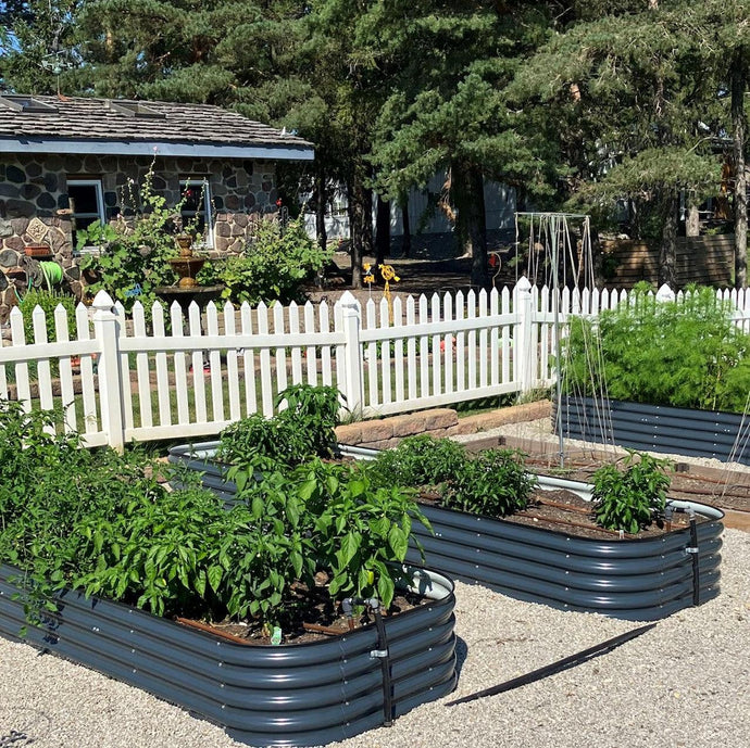 Tips from Olle Garden Bed: 12 DIY Cucumber Trellis & Support Ideas