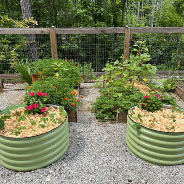 Knowledge from Olle Garden Beds:Exploring the Benefits of In-ground Compost Bins