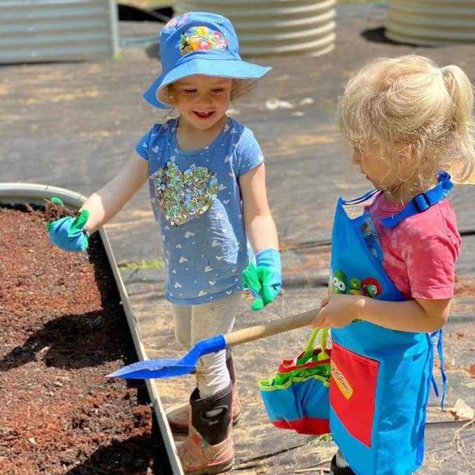 The knowledge from can You Put Bark Or Mulch on The Bottom of A Raised Garden Bed?