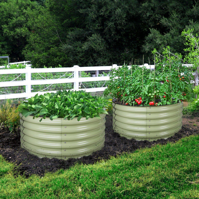 How to Safely Use Insecticides on Metal Garden Beds